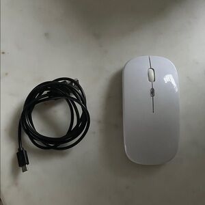 Wireless White Mouse with Black USB-C Cable